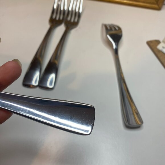TE Todd English 4 Piece Stainless Steel dinner forks Set China - Picture 4 of 7